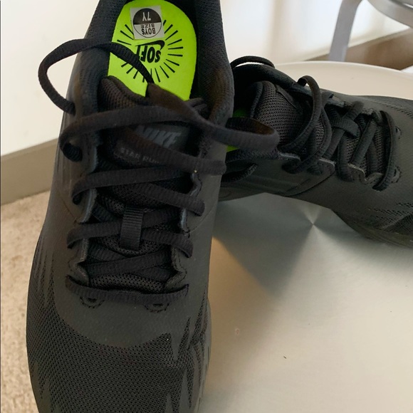 Nike Star Runner Shoes Size: US 7Y - Picture 10 of 12